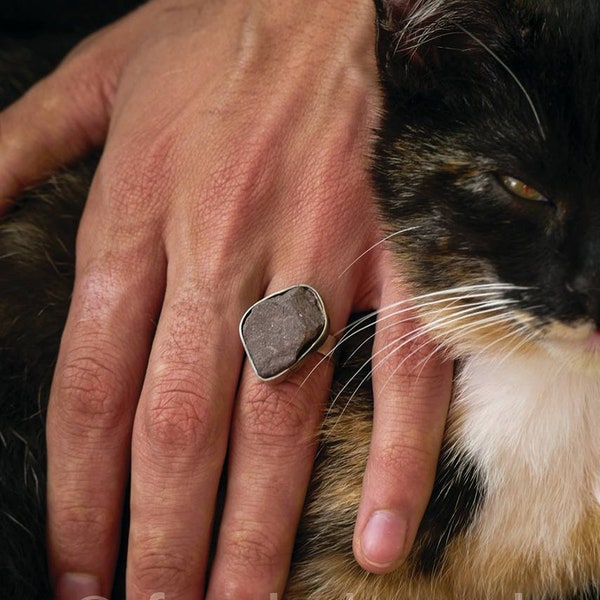 UNIKAT Silber Ring rötlicher Stein Designer Schmuck indie fundschmuck naturbelassen hochwertig zeitlos