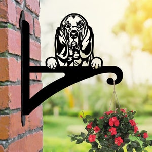 Bloodhound Hanging Basket Bracket, Dog Lovers, Garden Gift