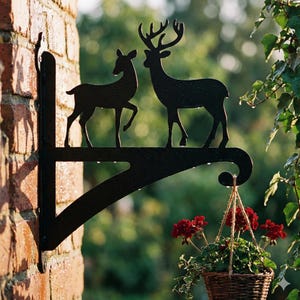 Deer Couple Hanging Basket Bracket: Powder Coated Garden Decor