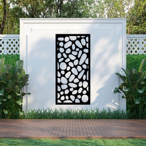 Pebble Panel Metal Wall Art: Modern Garden Screen Decor (1m x 0.5m)