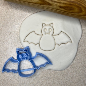 Bat cookie cutter by Treats&Prints