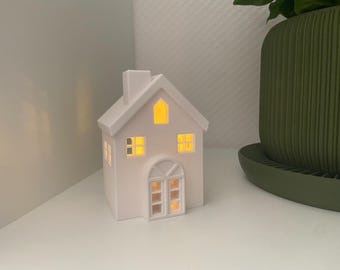 Winterliches Lichthaus für LED Licht | 3D gedrucktes Windlicht | Weihnachtliche Deko | Geschenk für Mama | Haus Figur Dekoration