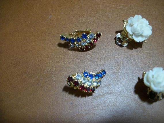 Vintage 3 sets of clip earrings rose, leaf and re… - image 2