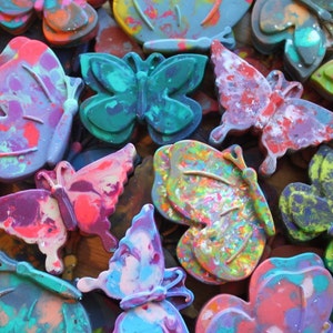 Assorted Surprise Butterfly Coloring Crayons