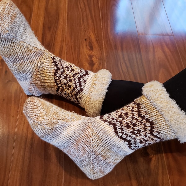 Mukluk Pattern in 3 Gauges and 12 Sizes by Diana Sullivan - Pattern for Flatbed Machine Knitters