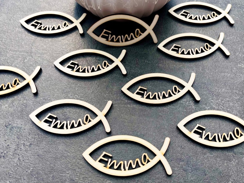 Personalisierte Streudeko Fische mit Name Schriftzug Tischdeko Set, Taufe Kommunion Firmung Konfirmation Holz CF2 Laser 10 Fisch Dekoration Bild 6