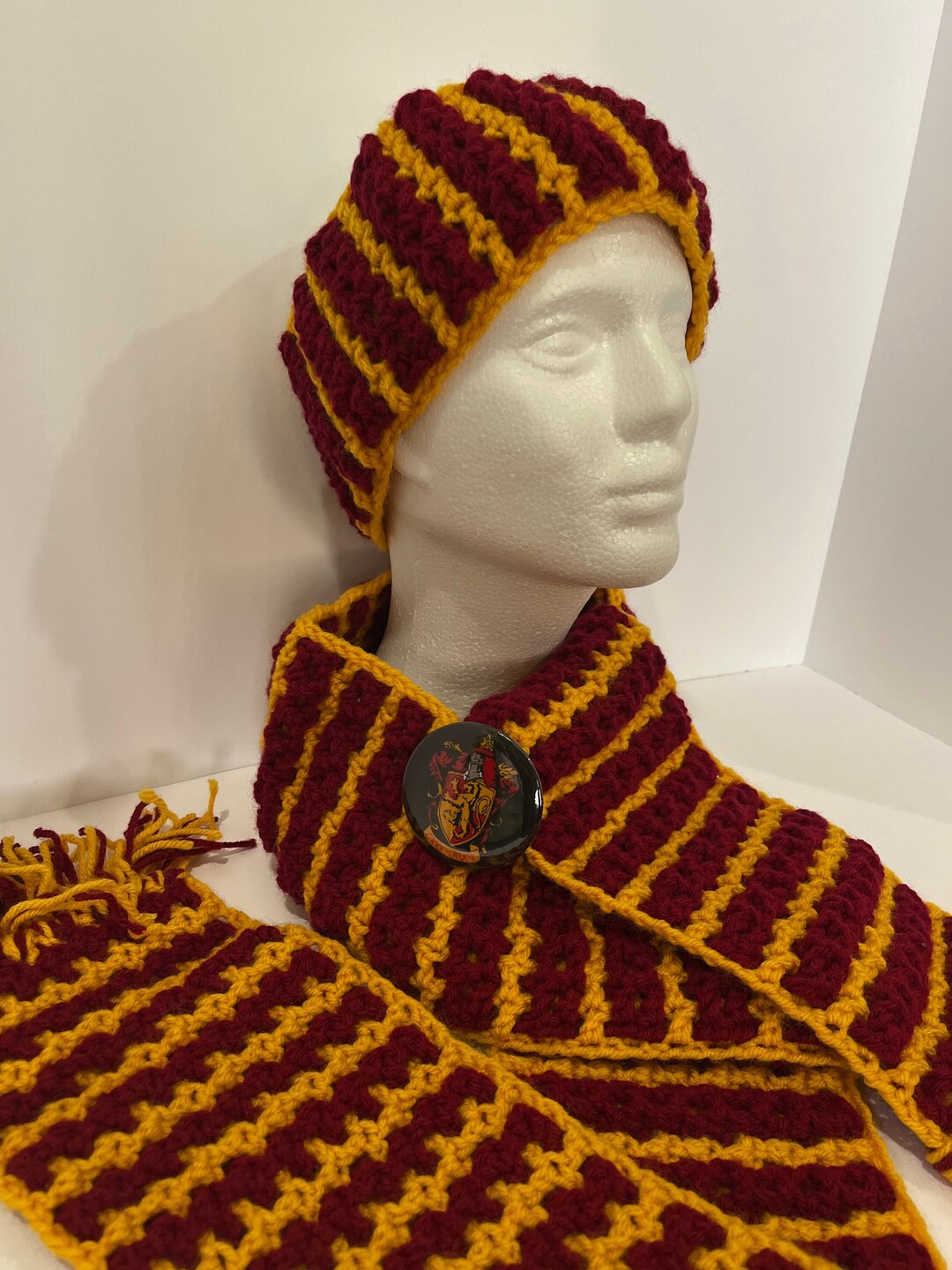 Harry Potter Scarf Accessory Kit main image 1