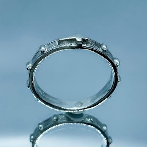Rozenkransring, gebedsring met kruis en 10 kralen, meditatiering, sterling zilver 925