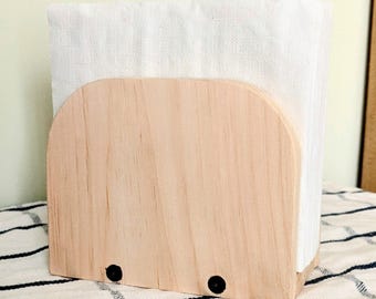 Servilletero de madera: elegante accesorio de mesa