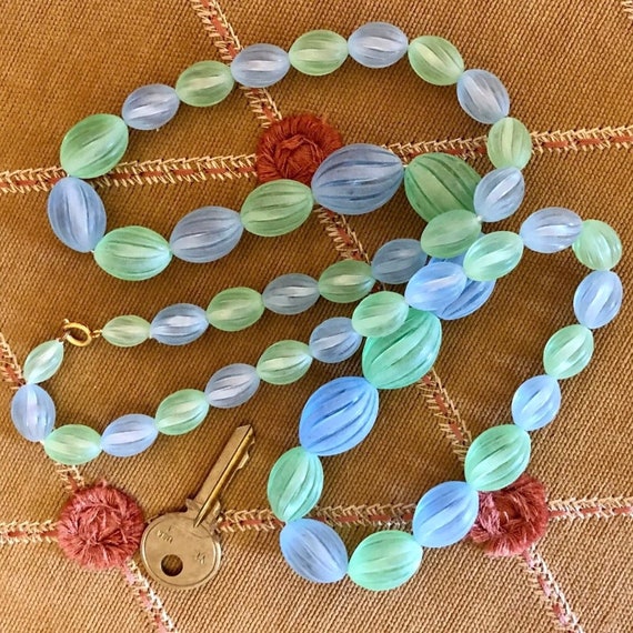 Vintage Gold Tone & Bright Blue and Green Lucite … - image 5