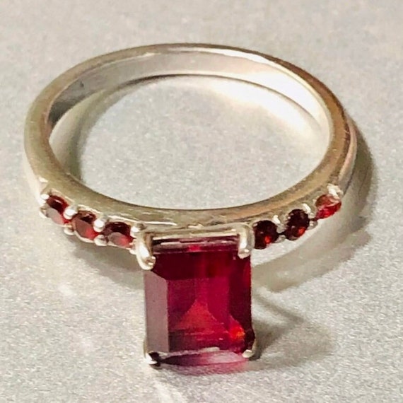 Vintage Bohemian Garnet Ring with Side Stones Mar… - image 1