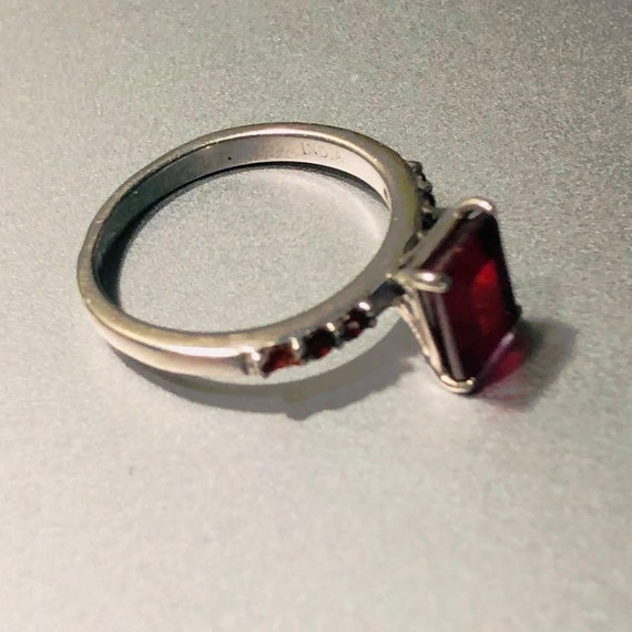 Vintage Bohemian Garnet Ring with Side Stones Mar… - image 5
