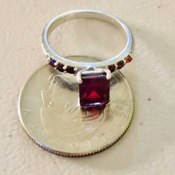 Vintage Bohemian Garnet Ring with Side Stones Mar… - image 7