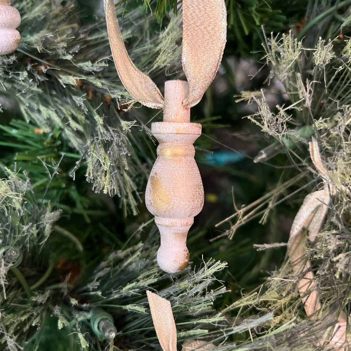 Set of 6 White and Gold Wooden Finial Ornaments Gold Etsy