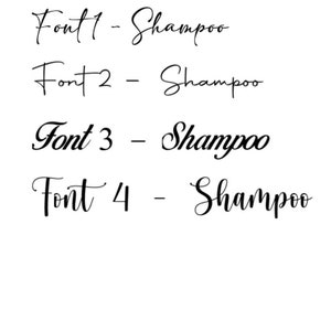 K&ouml;nnte beinhalten: Vier verschiedene Schriftarten des Wortes "Shampoo" in schwarzer Kursivschrift.