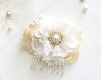 Bridal Hair Comb: Ivory Lace Flower, Pearl Rhinestone Center