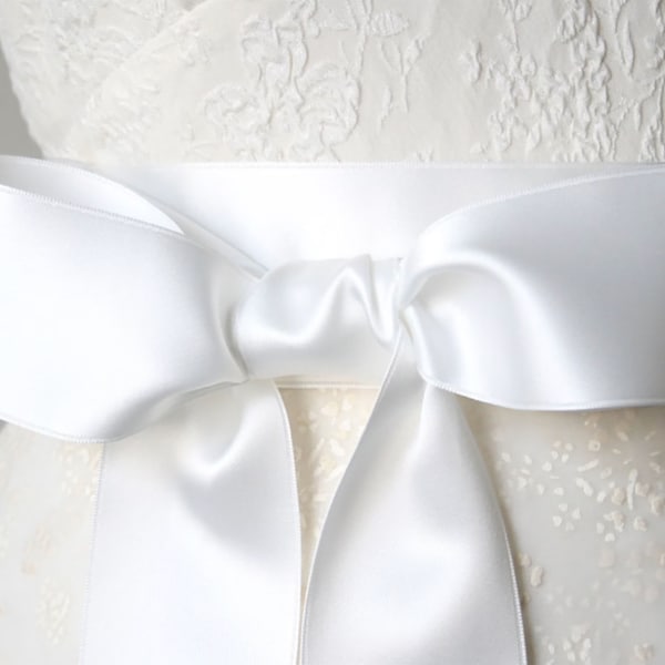 Bridal White Wedding Sash - White Bridal Sash - White Ribbon Belt - Satin Ribbon Sash - First Communion Dress Sash - Flower Girl
