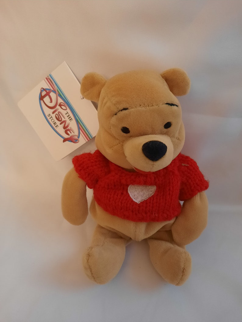 Disney mini Bean Bag Pooh w/Red Sweater Plush New with tag vintage Valentine