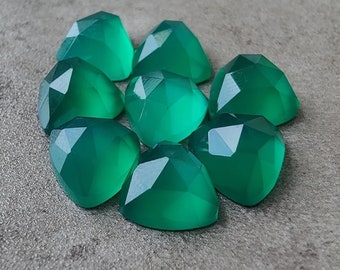 Natural Green Onyx Trillion Shape Checker Cut Flat Back Calibrated Wholesale Gemstones,All Sizes Available Gemstone Jewelry Making,5m to 20m