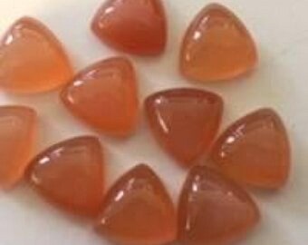 Natural AAA Peach Moonstone Trillion Cabochon 3mm 4 5 6 7 8 9 10 11 12 13 14 15mm Peach Moonstone Trillion cabochon loose gemstone wholesale