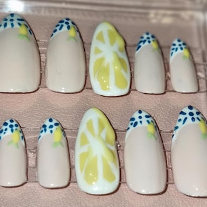 Greece inspired lemon press on nails