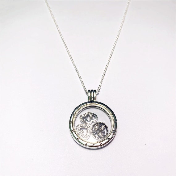 Pandora medium shop floating locket
