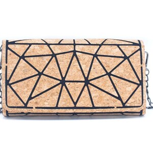 Corcho natural con patrón geométrico con cadena / billetera para teléfono y bolso cruzado