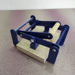 a5, a4, a3, stampa su linoleum, pressa a leva, pressa per stampa, pressa per metallo, pressa manuale per linoleum, macchina per stampa, stampa in rilievo, stampa in rilievo