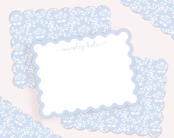 Tarjetas personalizadas con diseño floral azul / Juego de papelería con nombre personalizado / Tarjetas con borde festoneado / Tarjetas de agradecimiento para bodas / Regalo para ella