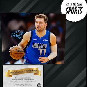 Luka Doncic gesigneerde foto van 8 x 10