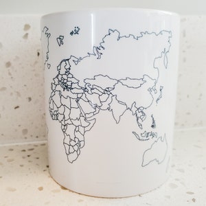 Benutzerdefinierte Weltkarte Tasse für Reiseliebhaber | Füllen Sie die blanko Weltkarte Tasse