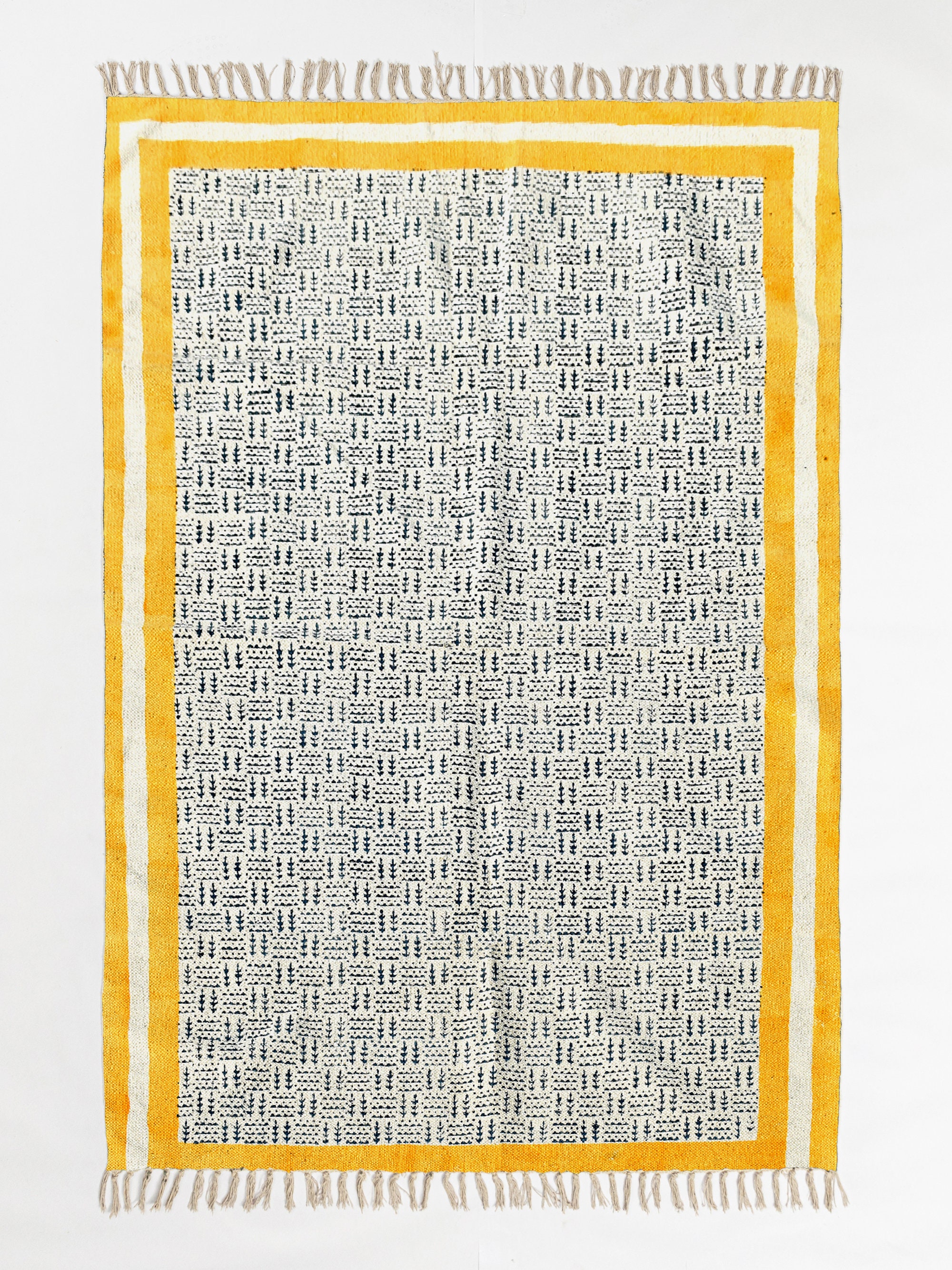 フィンランド製　伝統柄手織ラグ　120x180cm フィンランド製 伝統柄手織ラグ 120x180cm ラグ・カーペット・マット