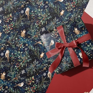 Enchanted Owl Christmas Gift Wrap - Woodland Owl and Winter Foliage Holiday Wrapping Paper for Nature Lovers, Whimsical Decorative Paper
