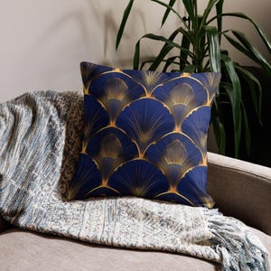 Art Deco Fan Pattern Throw Pillow Cover + Insert – Navy Blue & Gold Scallop Design for Glam, Vintage, and Modern Home Decor, Lumbar Pillow