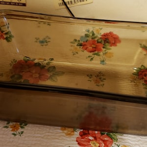 Size 5.25X9X2.75/ 1.5 Qt. Capacity Amber Anchor Ovenware Loaf Dish