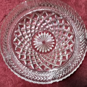 Beautiful Large Round Vintage Clear Pressed Cut Glass Design Ashtray