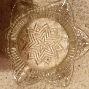 Vintage 6-Lobed Star Shaped Clear Glass Ashtray w/Star-in-Star Design
