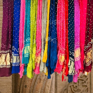 Dupatta For Women,Gaji Silk Dupatta,Anniversary Gifts,Gifts For Him,Gifts For Her,Personalised Gift Ideas ,Wedding Gift Dupatta
