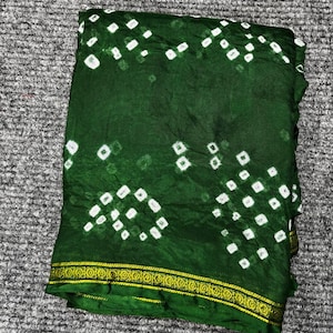 Handcrafted Bandhani Silk Saree: Traditional Bandhej Design