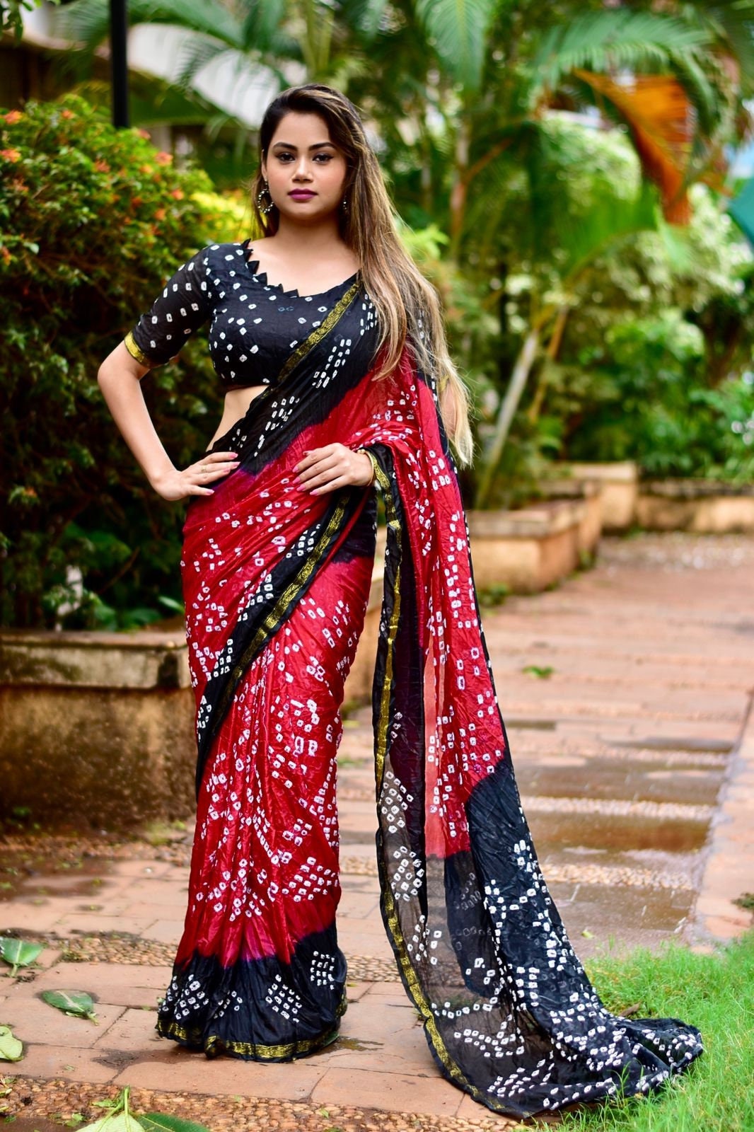 Buy Handcrafted Traditional Bandhani Saree,bandhej / Chunri / Gaji Silk  Bandhani Sarees Online,bandhani Women's Sarees,silk Bandhani Saree 