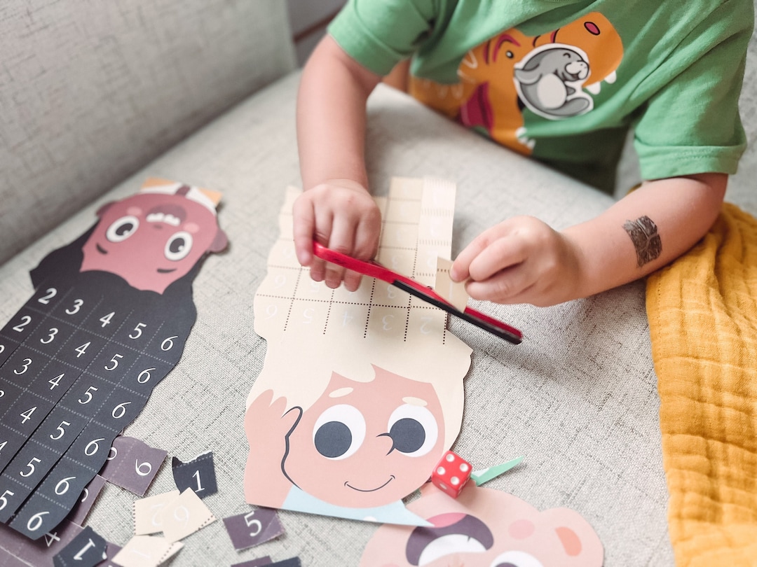 Scissor Counting Dice Game - Fine Motor Skills - Scissor Practice ...