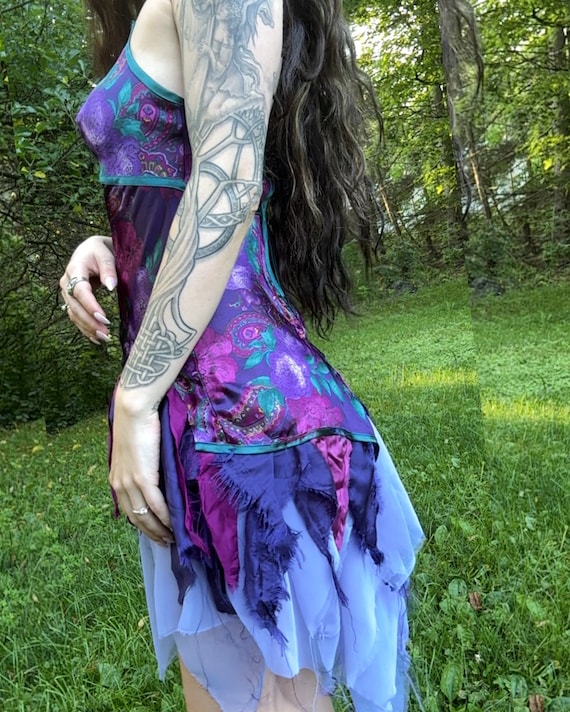 green emerald velvet dress Wine Corset asymmetric sleeveless fairy witch dress main image 1