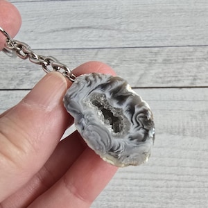 Glücksgeode Achat Schlüsselanhänger Erinnerungsstein #44