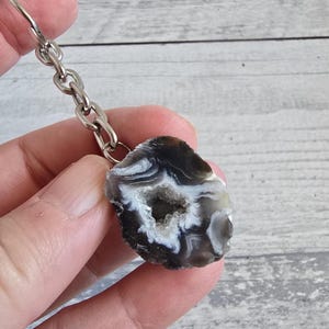 Glücksgeode Achat Schlüsselanhänger Erinnerungsstein #41