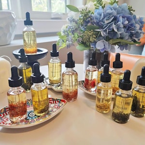 Organic Dried Flowers Body Oil: Spa & Massage, Natural Skincare (30ml/60ml)