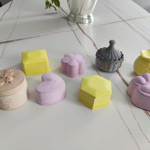 Handmade Minimalist Concrete Storage Jar with Lid | Trinket Box | Decorative Container | Custom Colors Available | Gift-Ready