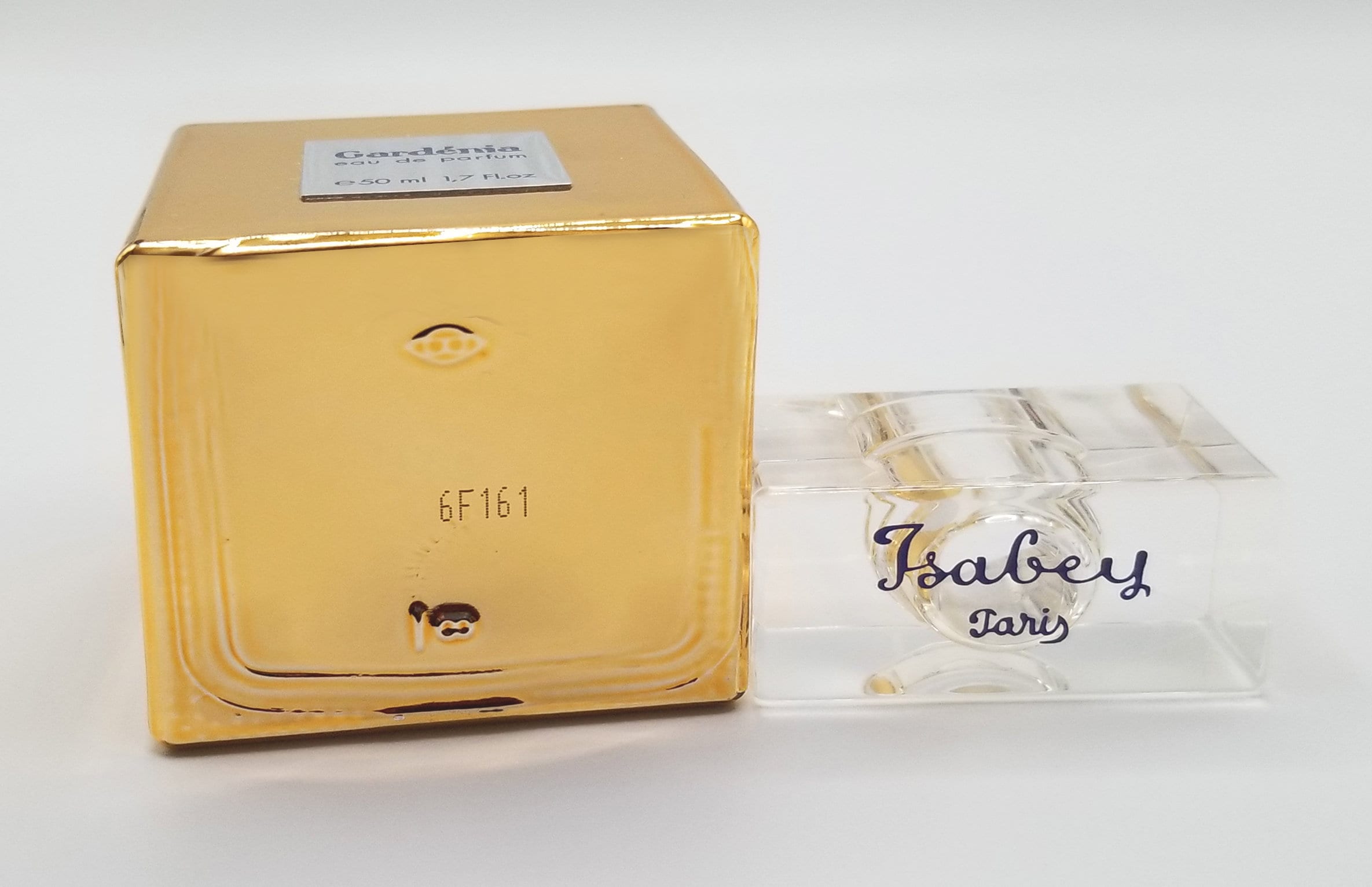 ISABEY GARDENIA イザベイ ガーデニア EDP 50ML Isabey Gardenia Isabey Eau de Parfum, 1.7 oz. | Neiman Marcus