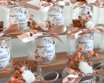 Pots containing personalized wedding baptism sweets birthday baby shower dried flowers guest gifts gender requests announcements