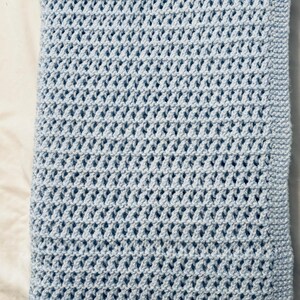 Hand Knit Baby Blue Blanket -- Lattice Pattern