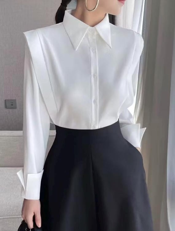 Elegant Classy White Structured Shoulder Blouse |… - image 3